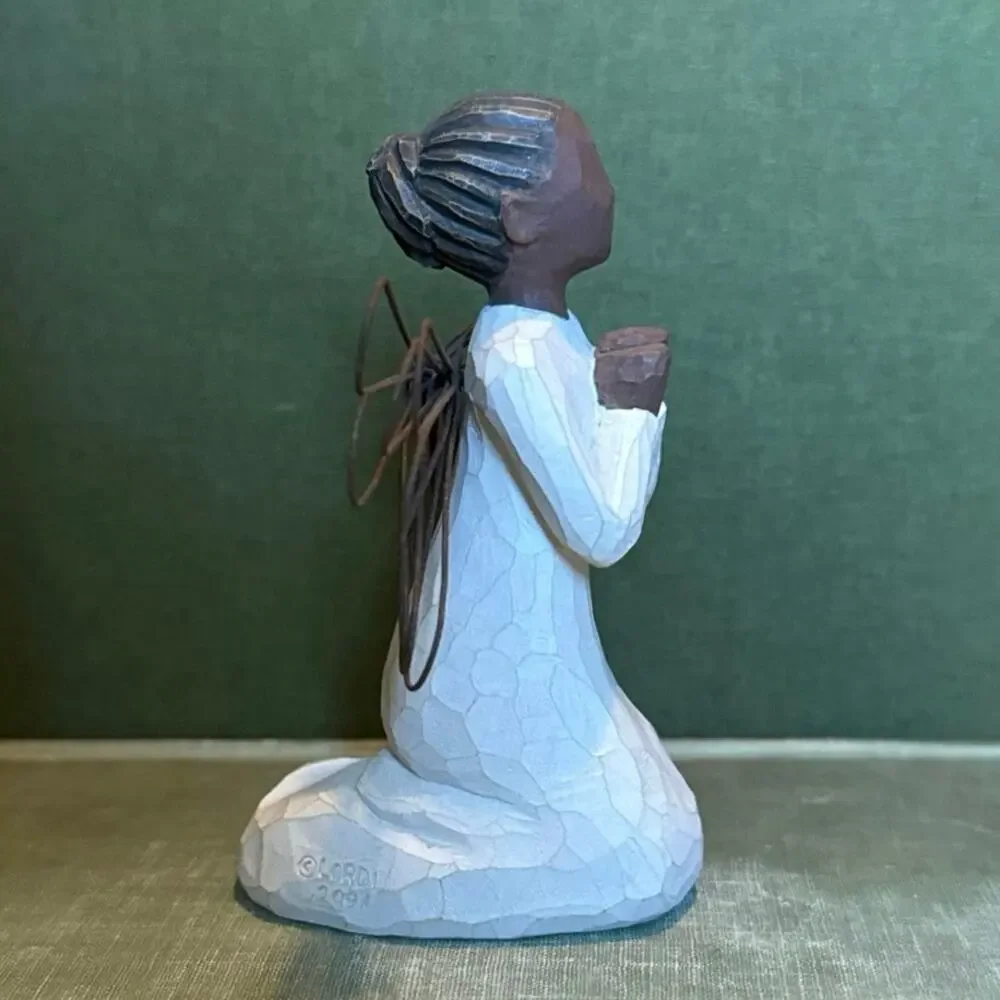Willow Tree “Angel of the Spirit” • 2001 • 4.5” Figurine